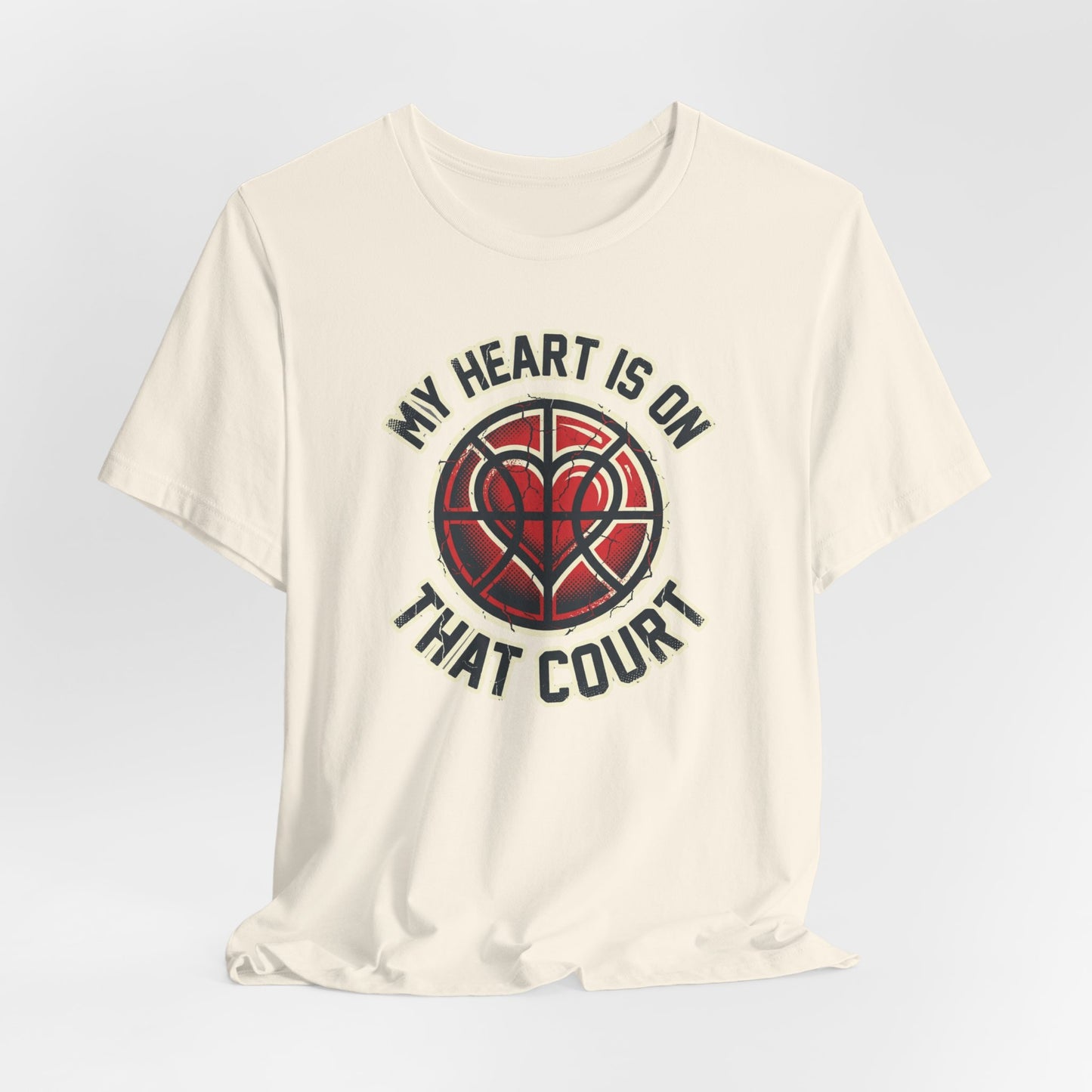 My Heart Is On That Court Basketball T-Shirt | Rot & Schwarz | Perfektes Geschenk